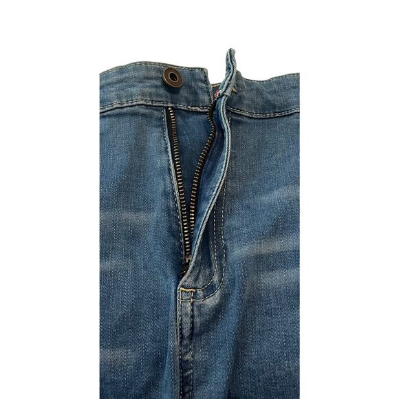 TOMMY HILFIGER HI-RISE DISTRESSED DENIM SHORTS, WOMENS, 14, DENIM BLUE, FOLD HEM - Picture 3 of 10